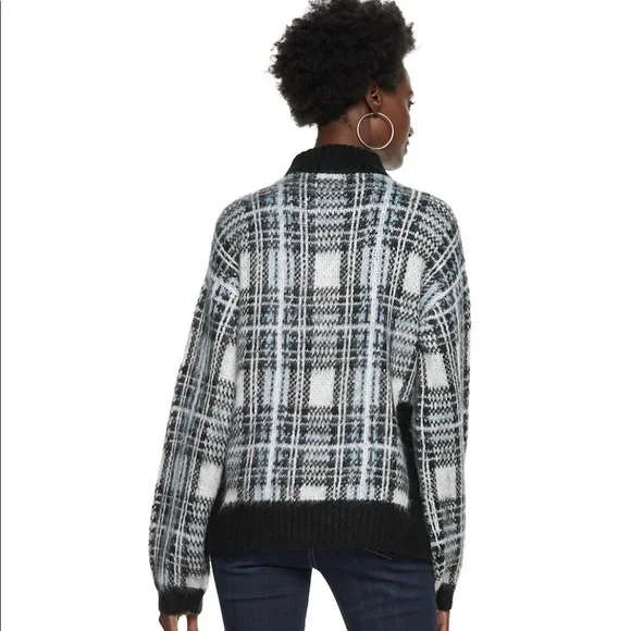 NWT NINE WEST PURPLE BLACK PLAID FUZZY MOCK NECK SWEATER SZ M - Picture 7 of 8